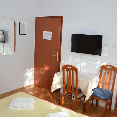 Ferienhaus Zubac Apartment *